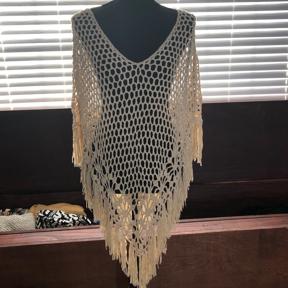 Cream poncho